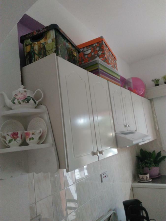 Yiota'S Cute Studio Paphos Extérieur photo