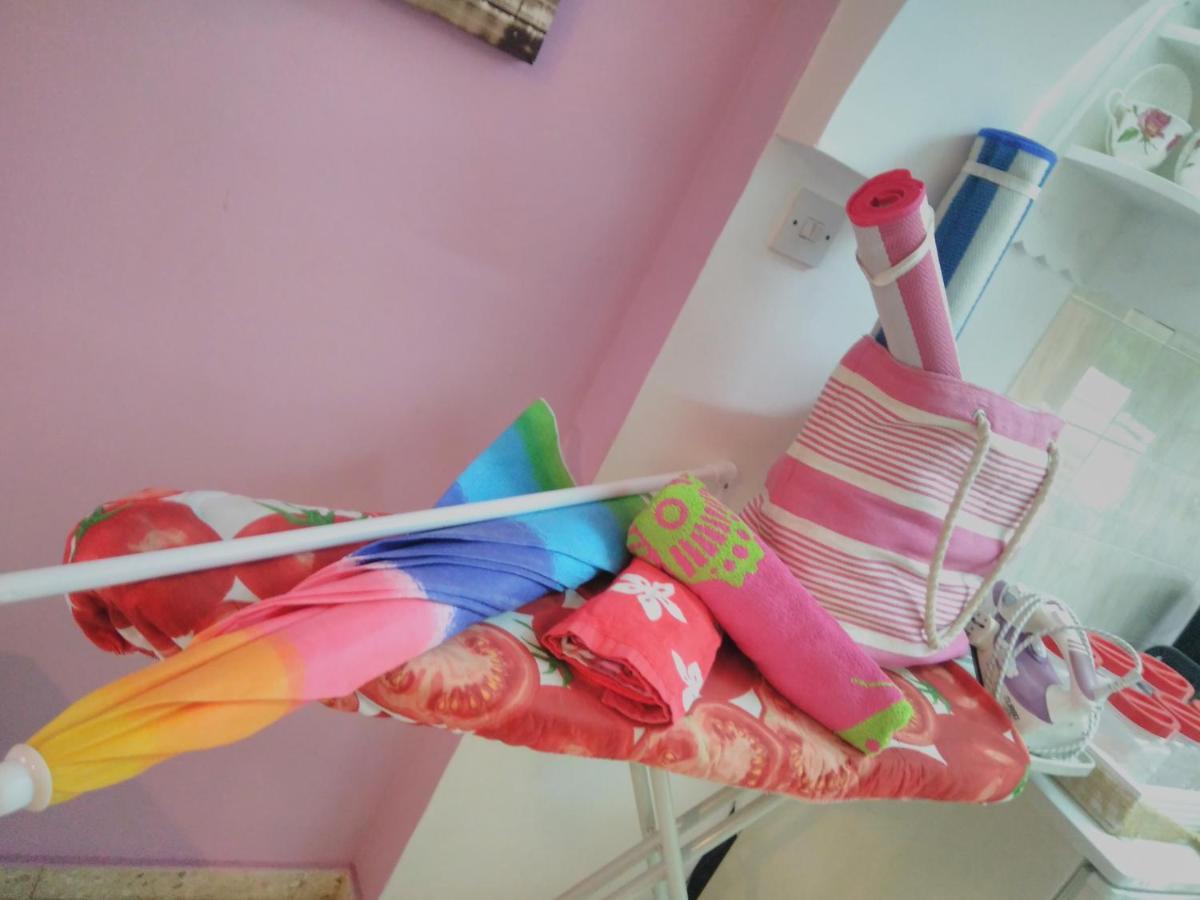 Yiota'S Cute Studio Paphos Extérieur photo