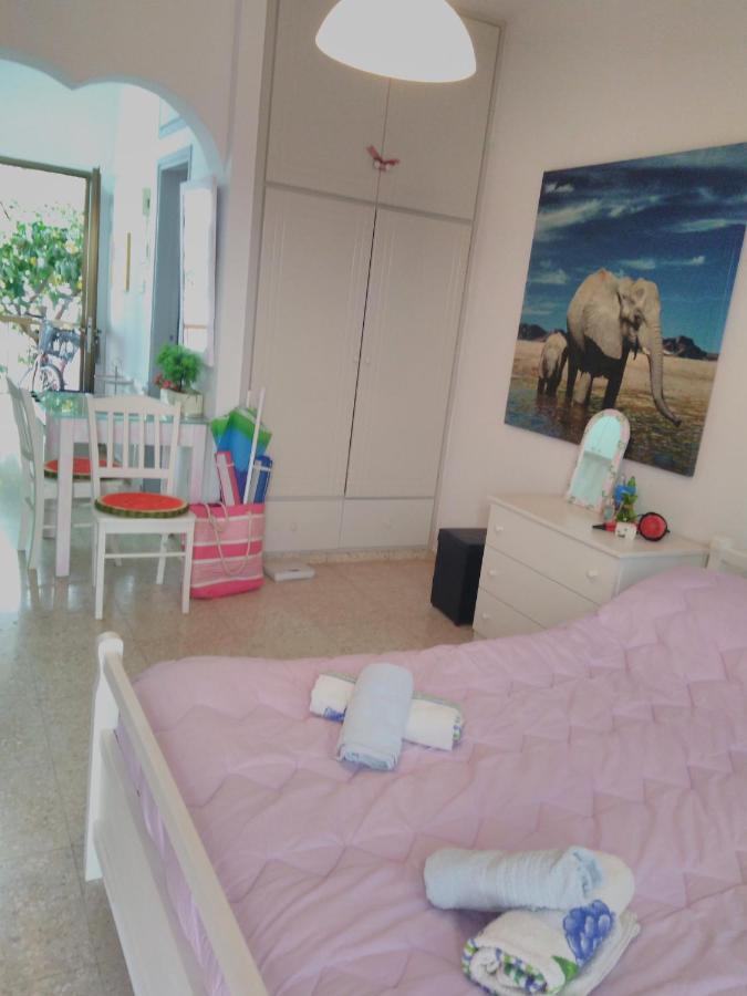 Yiota'S Cute Studio Paphos Extérieur photo
